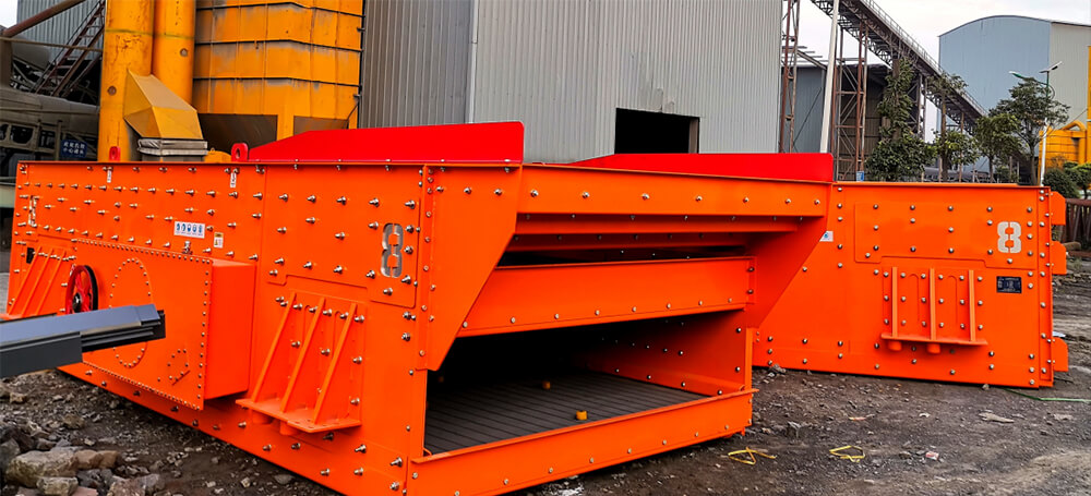 功力機(jī)器有限公司三軸水平篩在江西某礦業(yè)公司成功投產(chǎn)使用